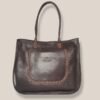 Cartera Tote Lirio cuero chocolate con costura artesanal Rose Blanche Patagonia