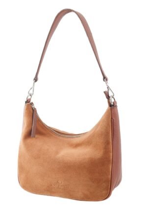 cartera-emma-gamuza-camel-cuero-vacuno-tres-cuartos-rose-blanche.jpg Cartera Emma Rose Blanche gamuza camel y cuero vacuno, vista tres cuartos, hobo bag artesanal Patagonia Argentina